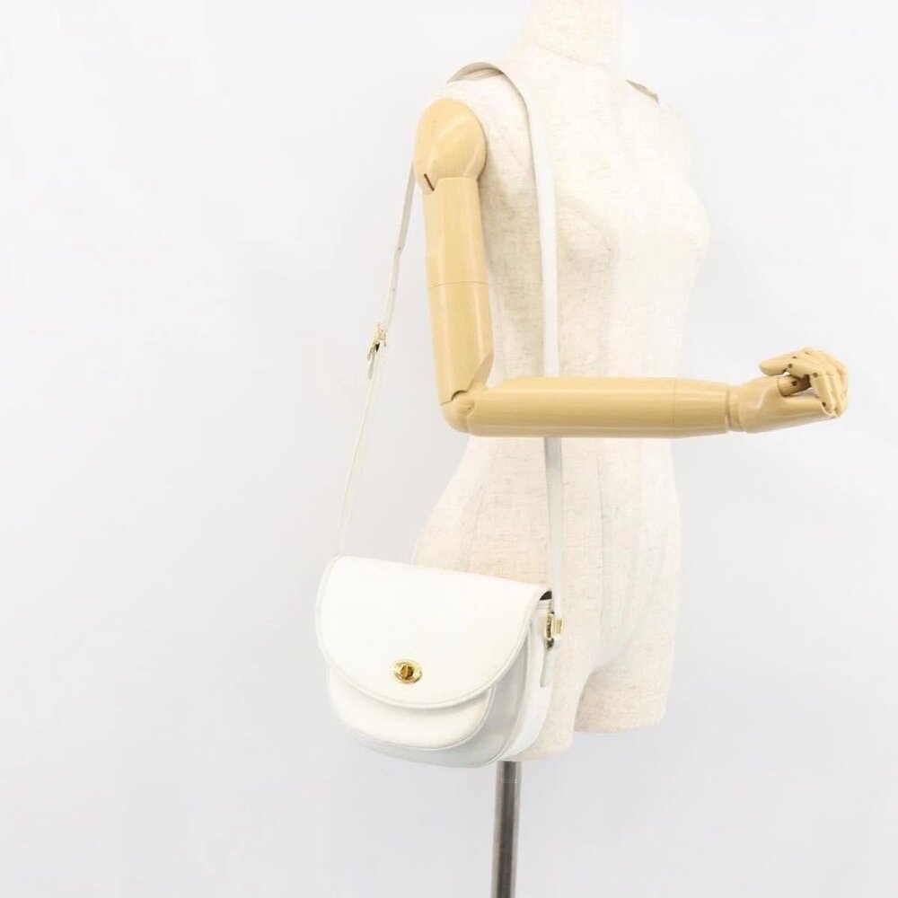 GUCCI Micro GG Supreme Shoulder Bag PVC White Gold 001 406 0259 Auth 146962